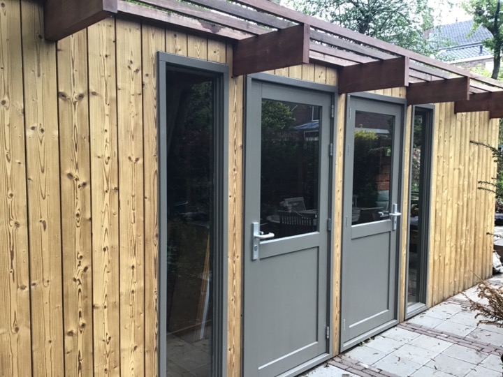 tuinkantoor-gereed op maat gemaakt tuinkantoor door Huijbers Tuinen